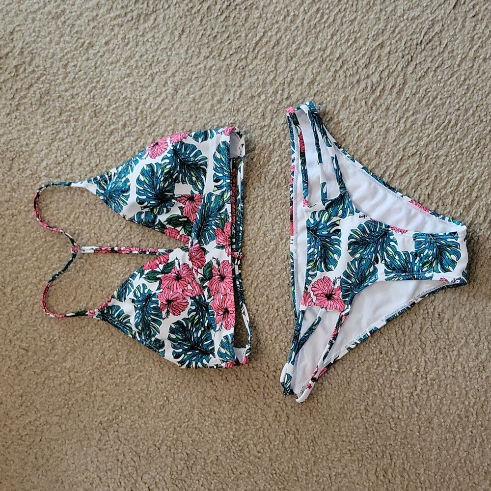 Palm leaves bikini